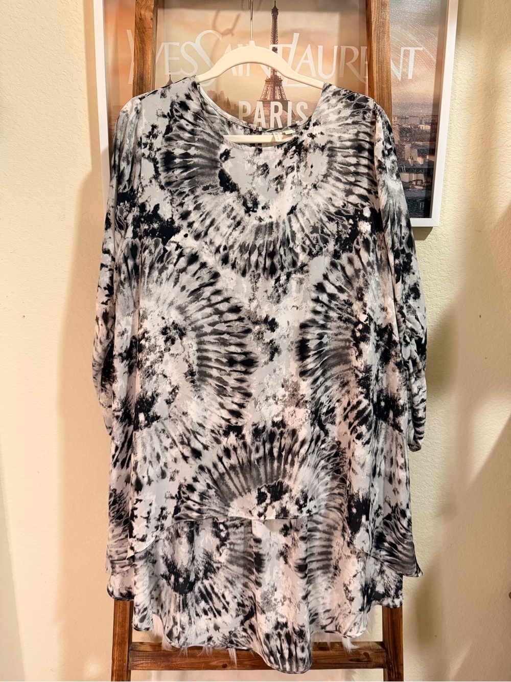 Cato Women’s Black White Abstract Tie Dye High Low Flowy Tunic Top